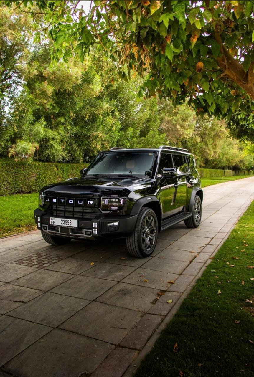 جيتور T2 2026 ( أسود ) تأجير السيارات دبي، الإمارات العربية المتحدة