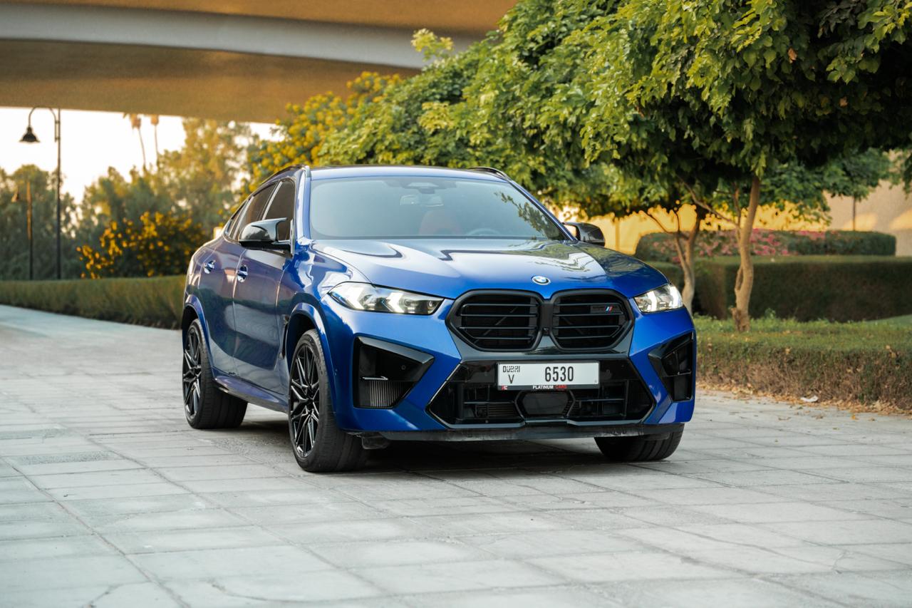 BMW X6 M Competition Blue interior Red 2026 Location de voiture Dubaï, Émirats Arabes Unis