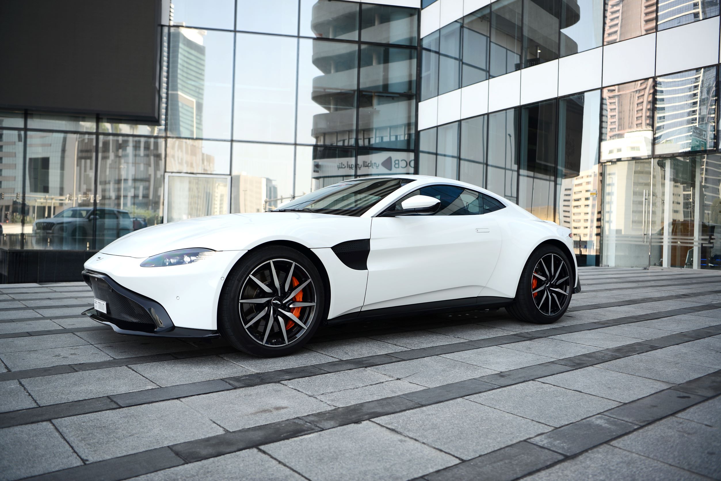 2019 Aston Martin Vantage 