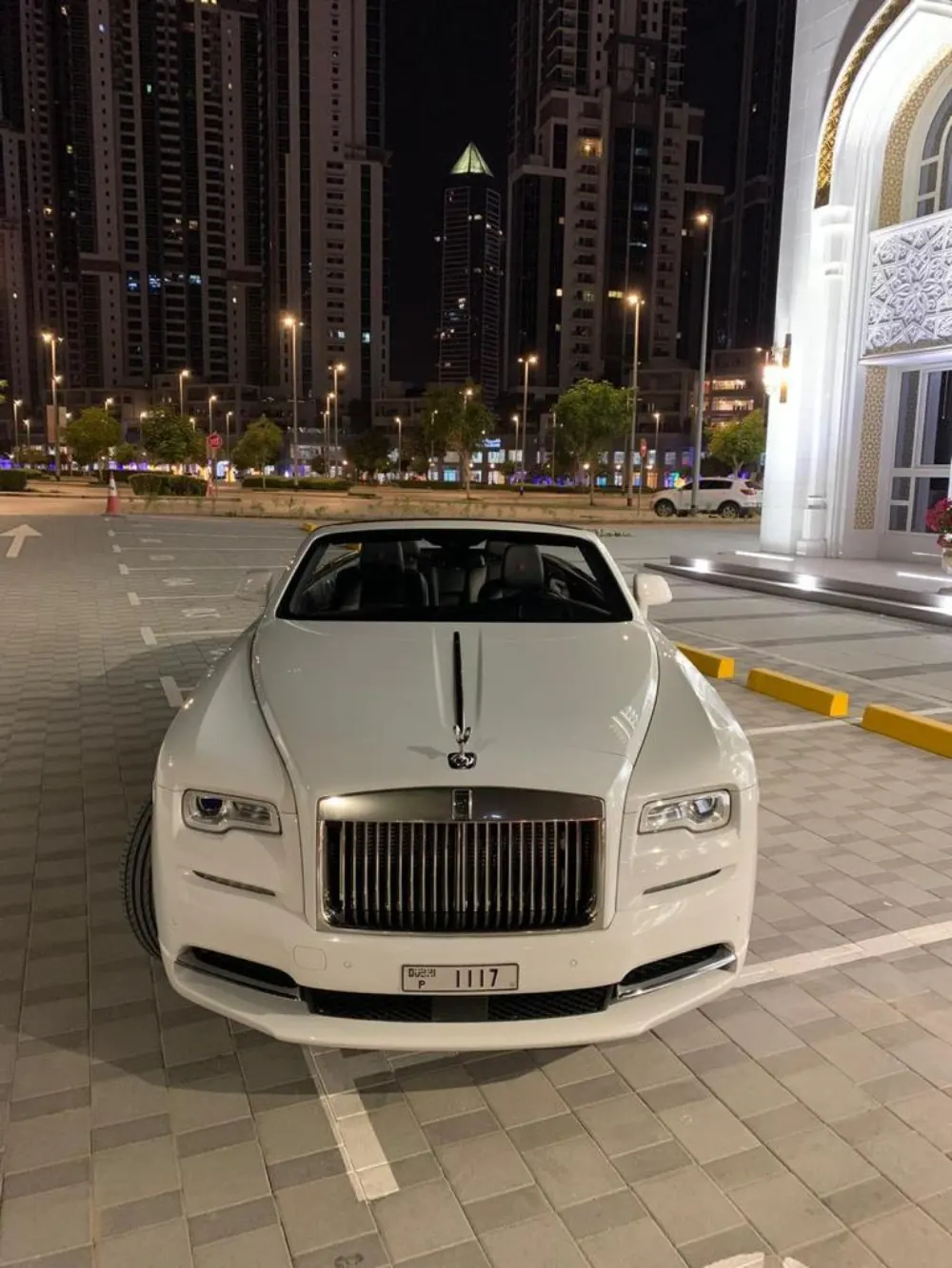 2019 Rolls-Royce Dawn 