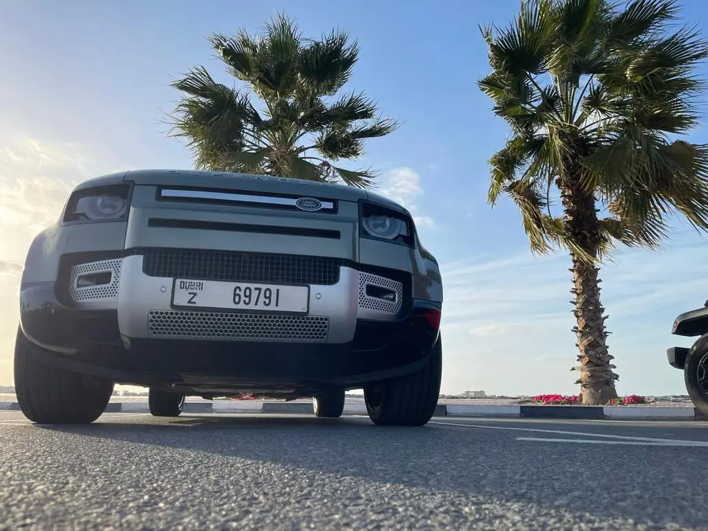 2023 Land Rover Defender 