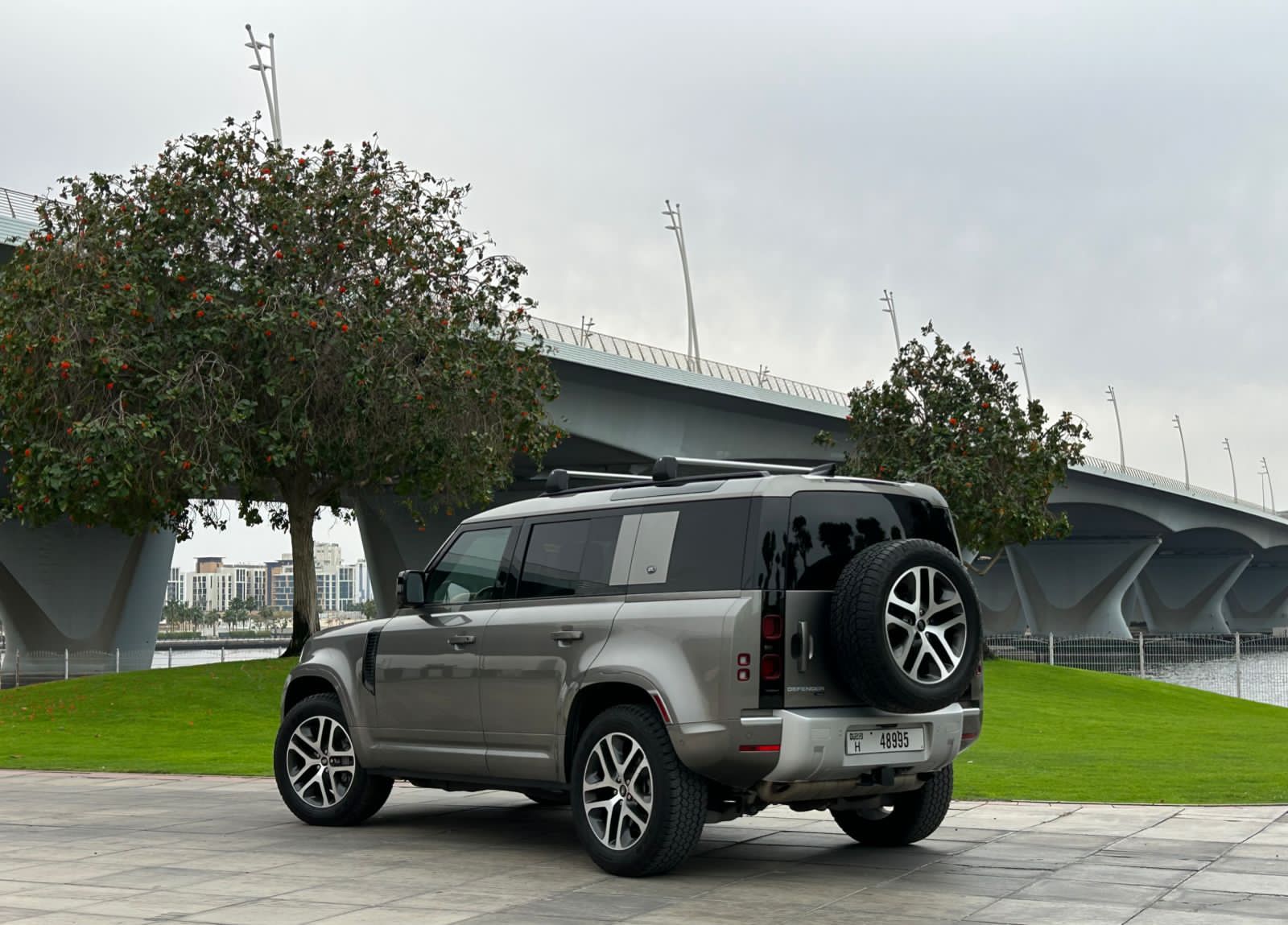 2022 Land Rover Defender 
