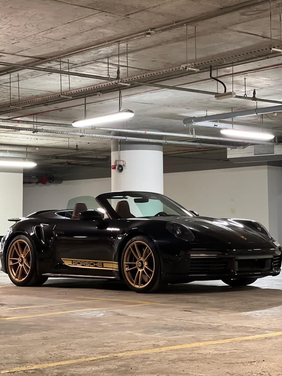 2023 Porsche 911 Turbo S 