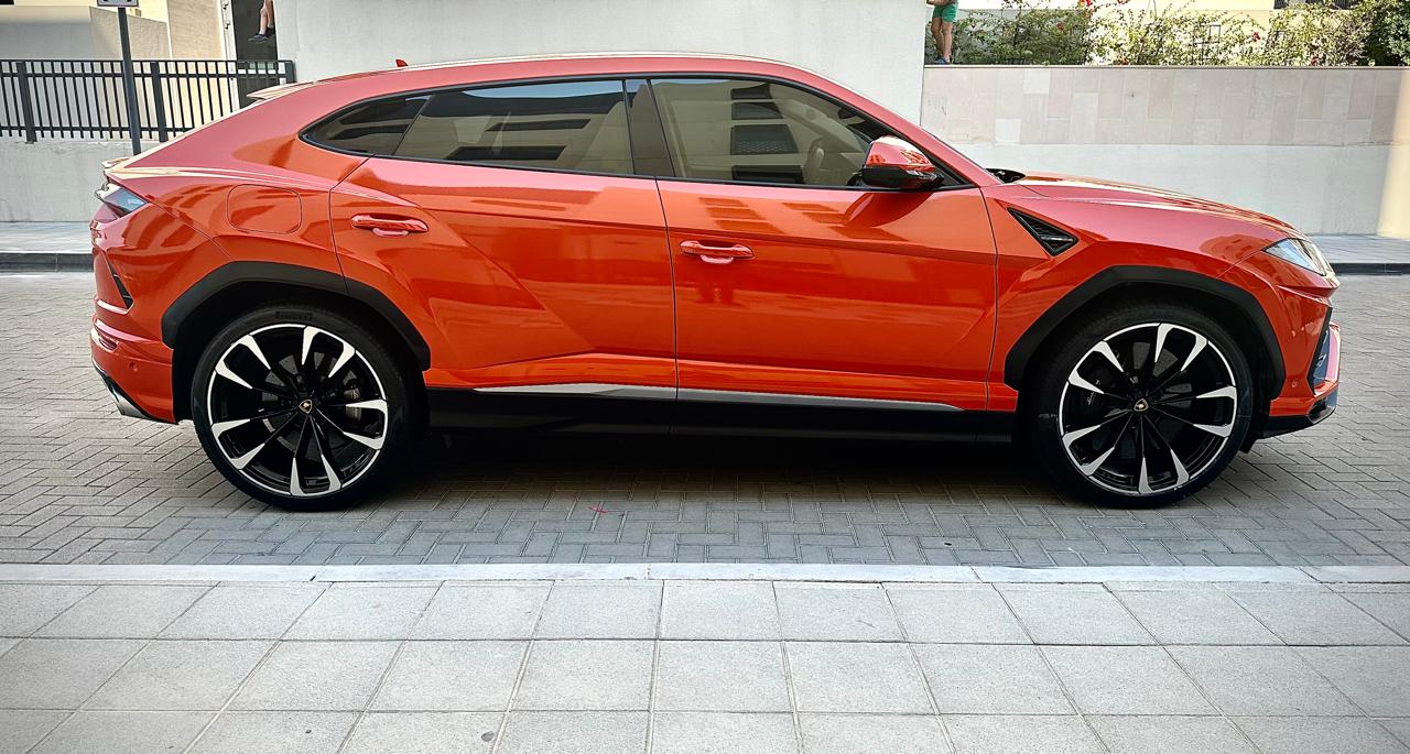 2023 Lamborghini Urus 