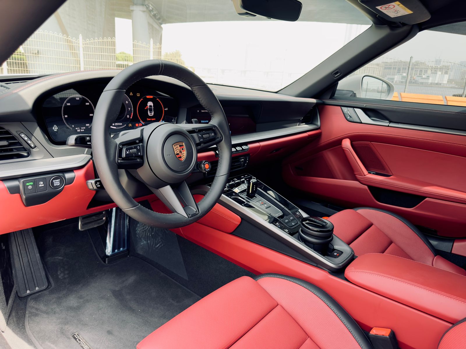 2025 Porsche Carrera 