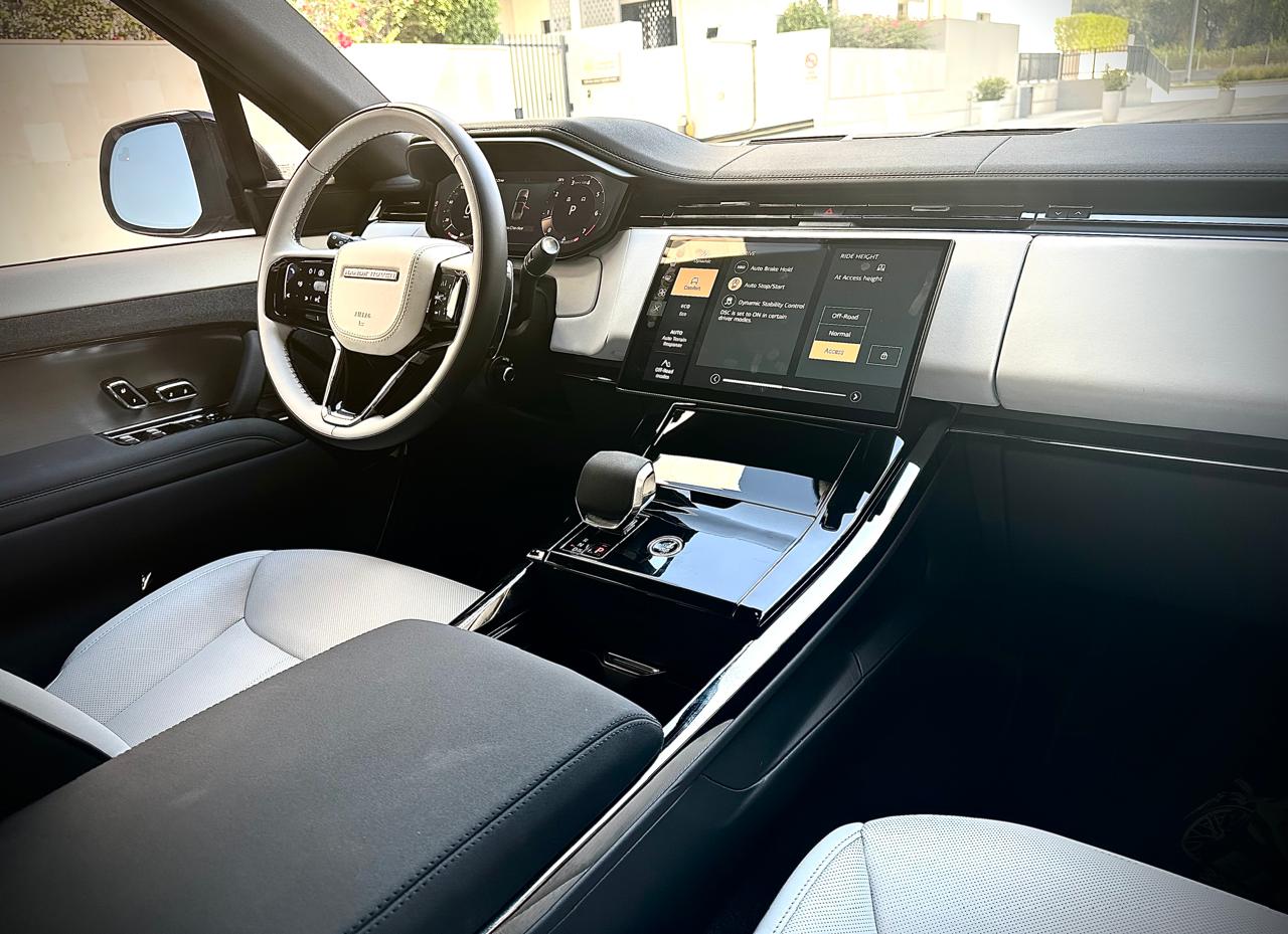 2024 Land Rover Discovery 