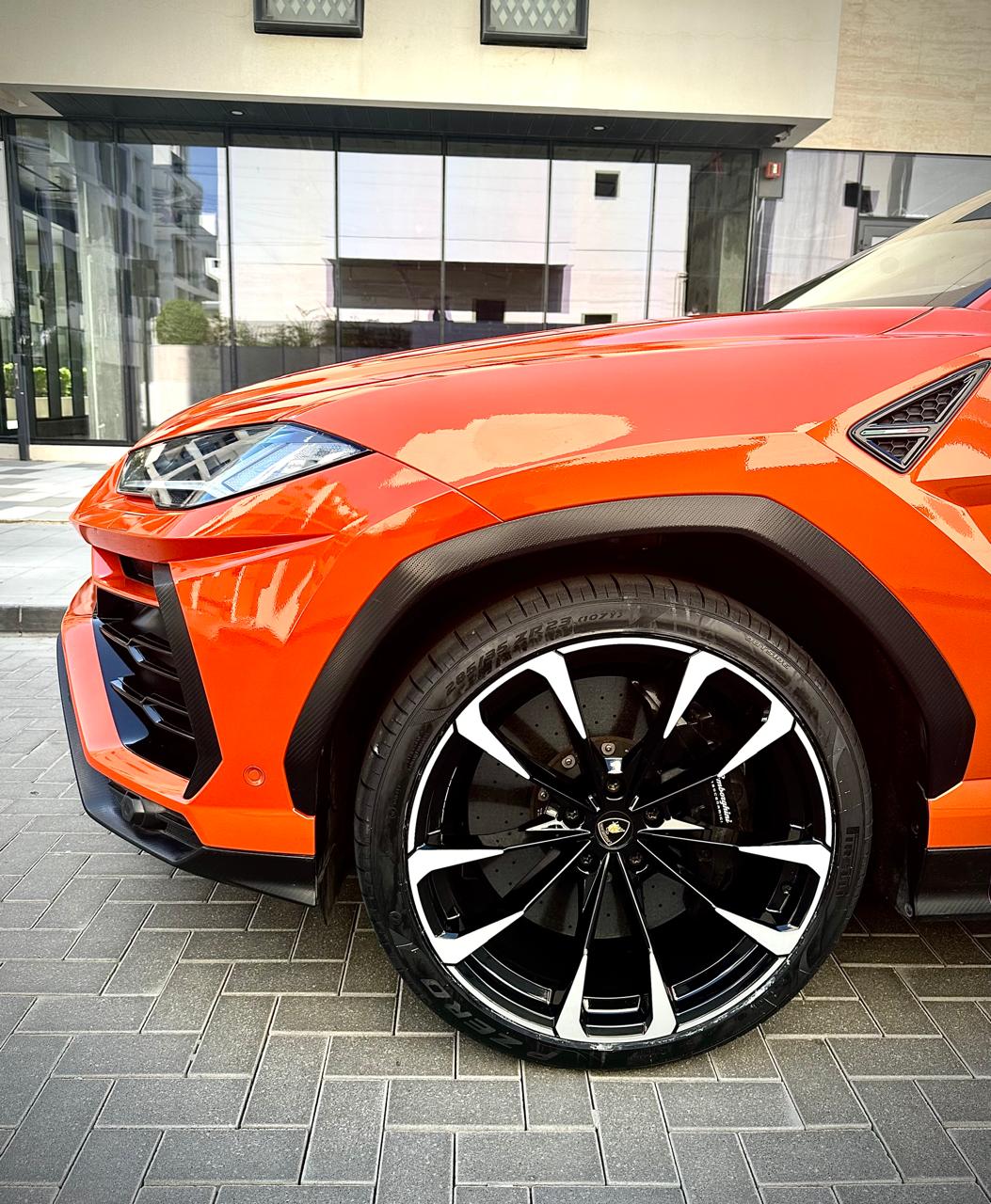 2023 Lamborghini Urus 