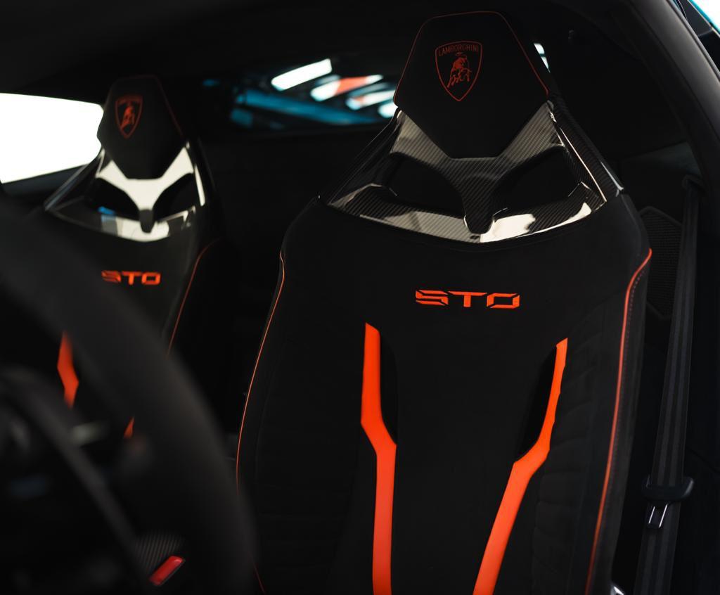 2024 Lamborghini Huracan 