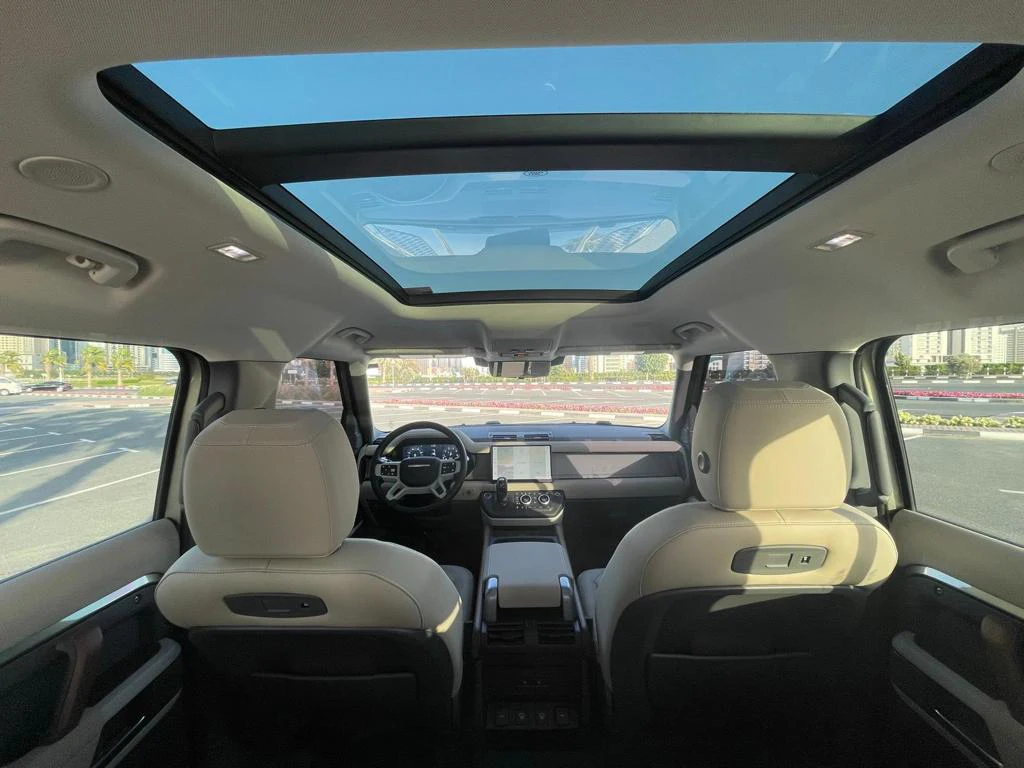 2023 Land Rover Defender 