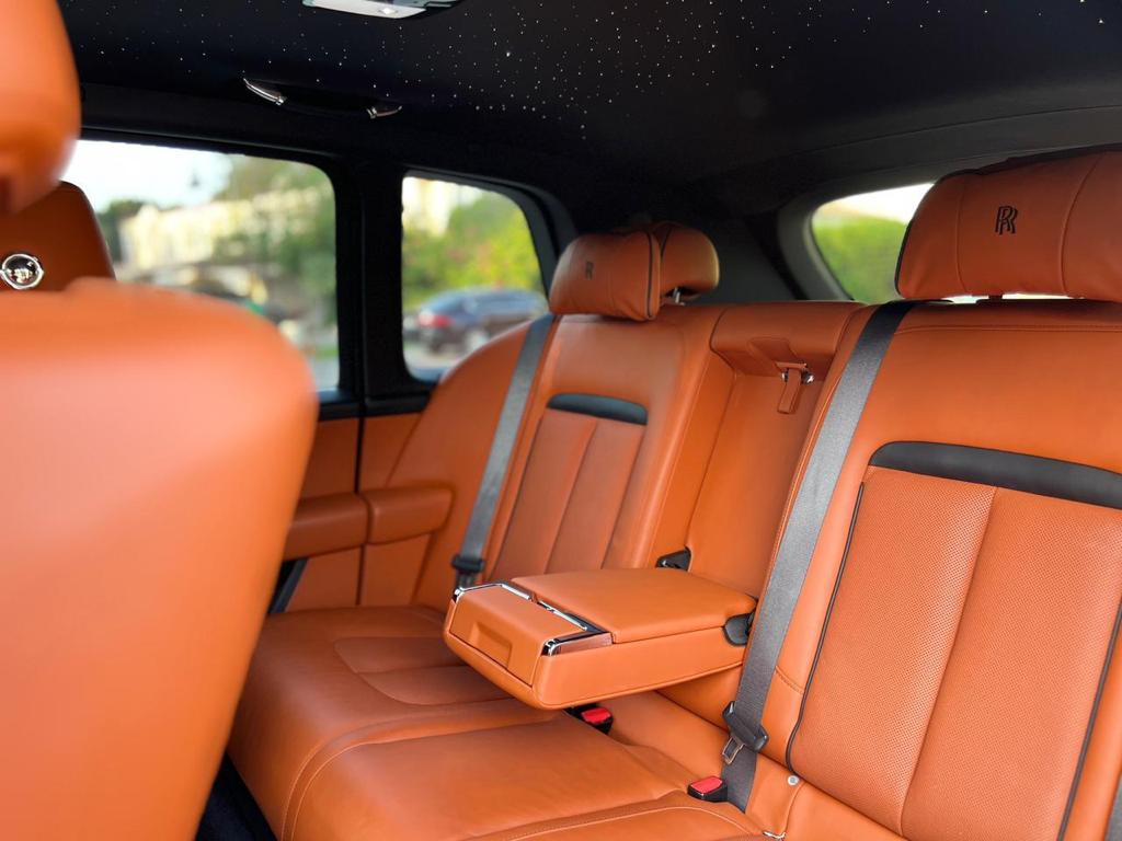 2022 رولز رويس كولينان 