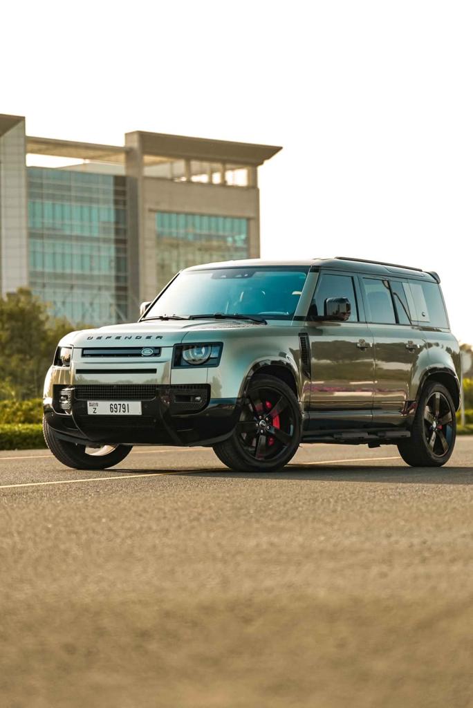 2023 Land Rover Defender 
