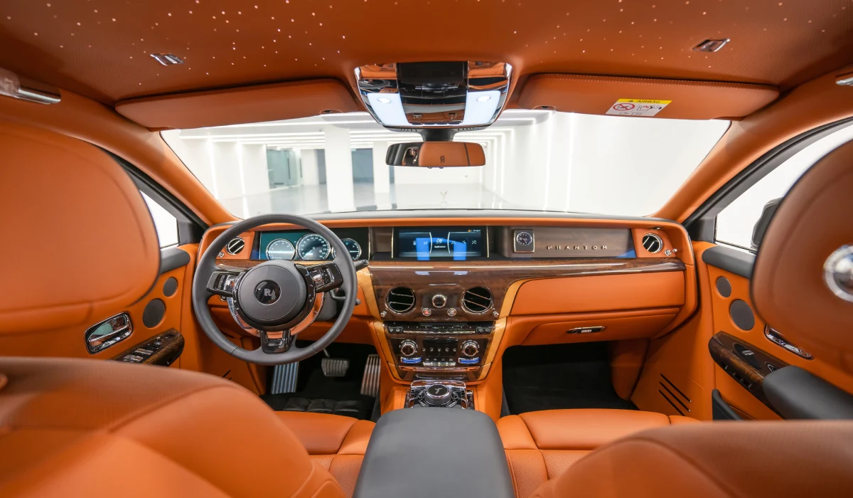 2022 Rolls-Royce Phantom 