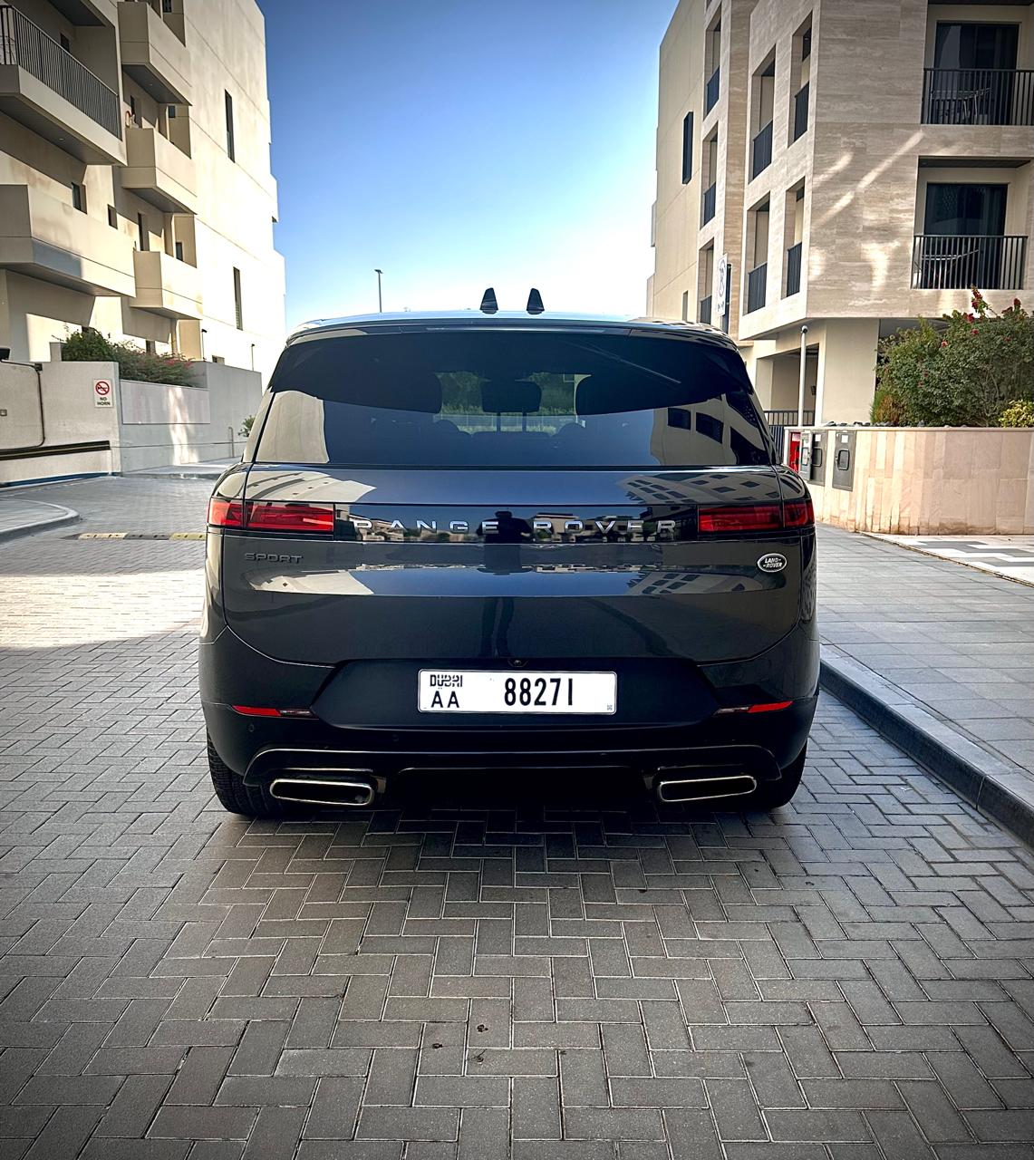 2024 Land Rover Discovery 